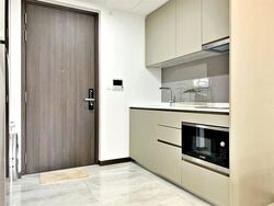 Lake Grande (D22), Condominium #584482971